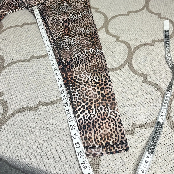 DYI define your inspiration Leopard Print Leggings - Picture 6 of 11